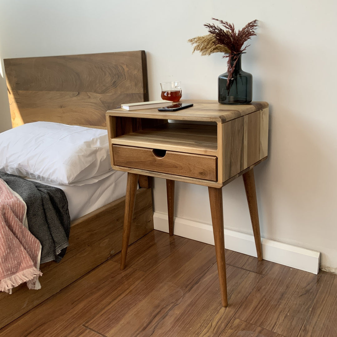 ahsap komodin tek cekmeceli ve rafli modern dizayn vornom