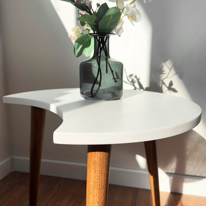 beyaz c sehpa pratik ve sik koltuk yani model vornom