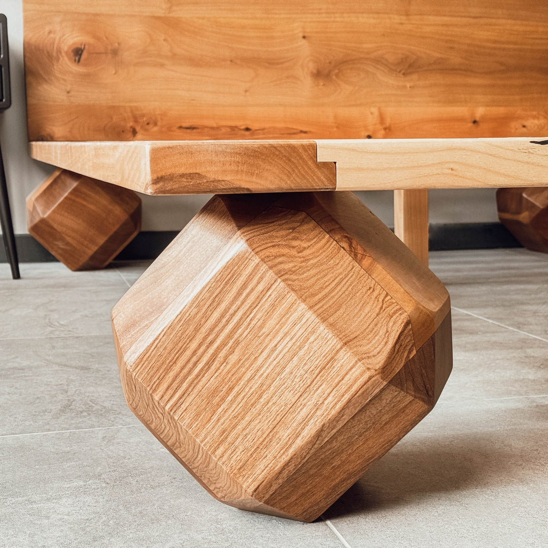 cift kisilik cevizkaryolanin modern geometrik ahsap ayagi vornom