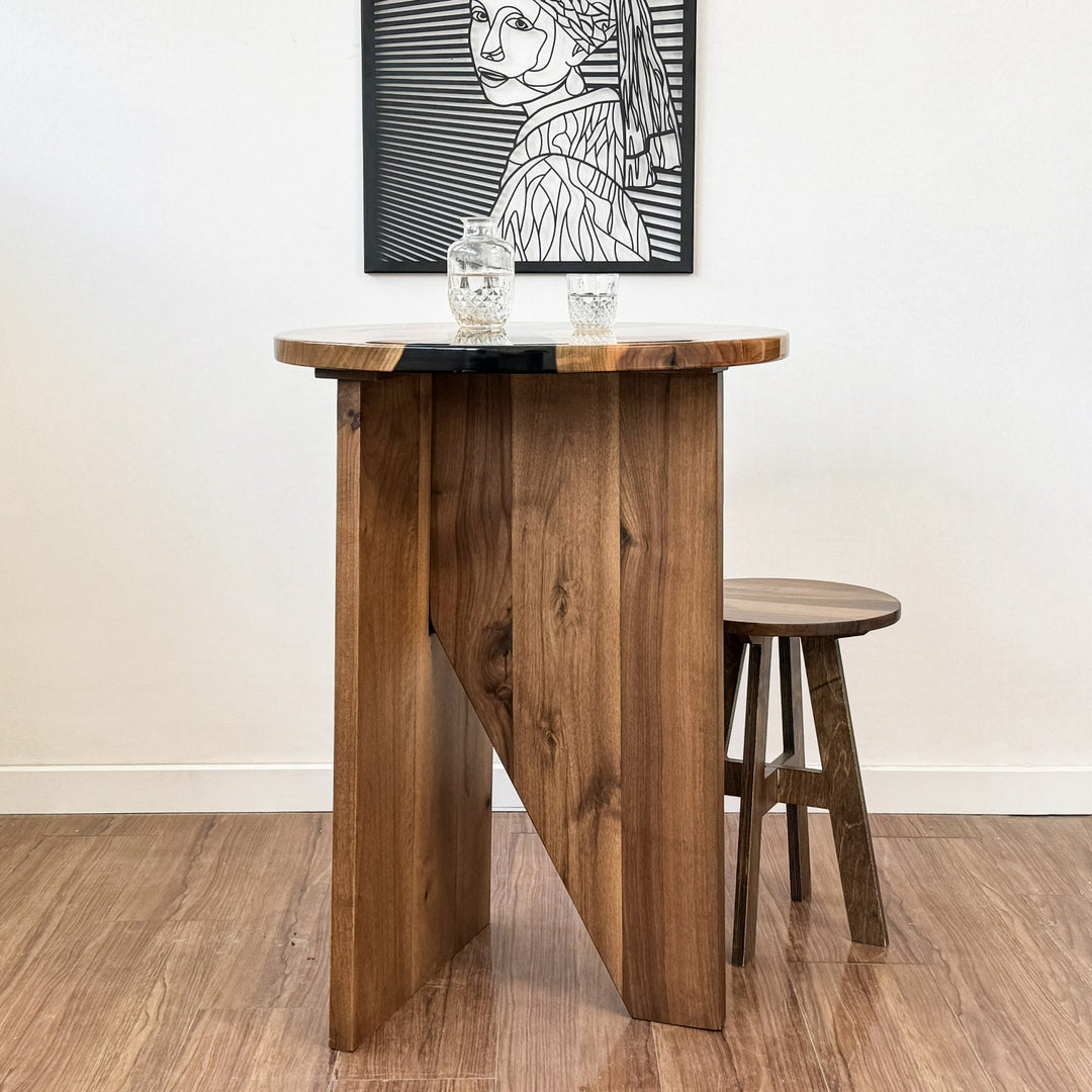 yuvarlak ahsap epoksi bar masasi mutfak icin ideal vornom